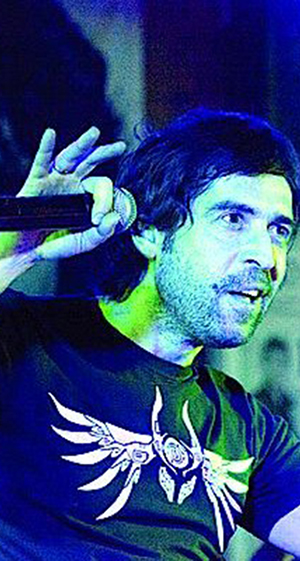 «Нога» о руках и яйцах