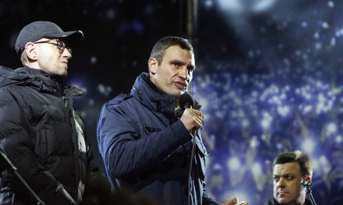 Лидеры оппозиции сегодня встретятся с Януковичем