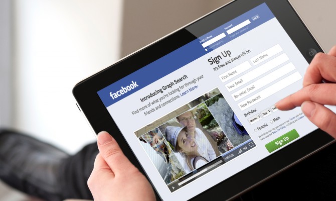 Вопреки разговорам о его гибели, Facebook сообщит о крепких показателях за 2013 г.