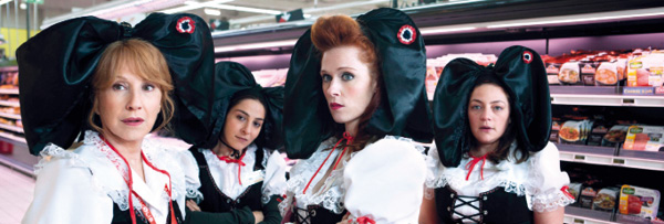 В прокат выходит комедия «Королевы ринга» — фильм о том, как занятия спортом могут изменить жизнь к лучшему