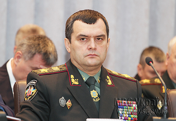 В Киеве на Грушевского у капитана Внутренних войск остановилось сердце, - Захарченко