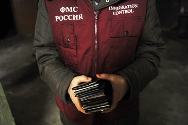 Украинцам запретят въезжать в Россию без загранпаспорта