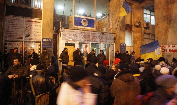 Пострадавших от взрыва в Доме профсоюзов направят на лечение за границу