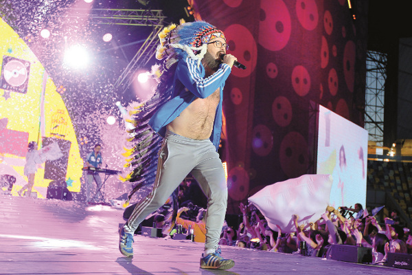 Старикам тут место