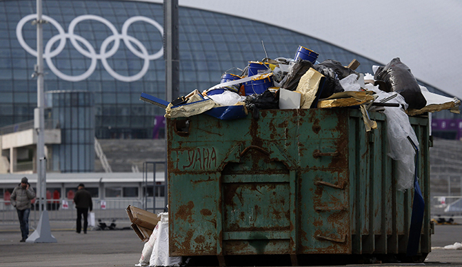 Мусорные свалки и полигоны в России занимают площадь, сопоставимую со Швейцарией или Нидерландами