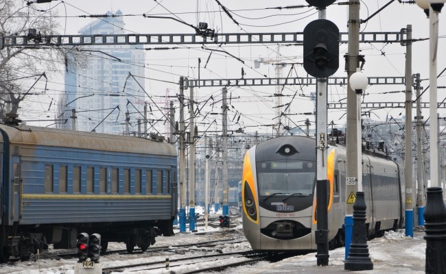 Скоростные поезда Hyundai сняли с рейсов