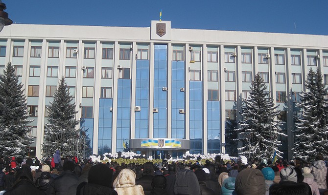 Ровенский облсовет лишил ОГА делегированных ей властных полномочий