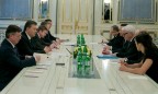 Янукович, Кличко, Яценюк и Тягнибок подписали соглашение о преодолении кризиса