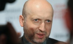 Турчинов начал увольнять людей Януковича