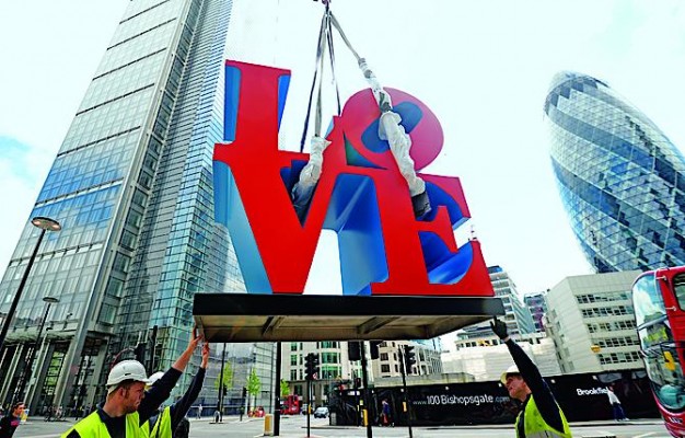 На межсезонные торги в марте Christie's и Sotheby's выставят Баскию и Уорхола по умеренным ценам