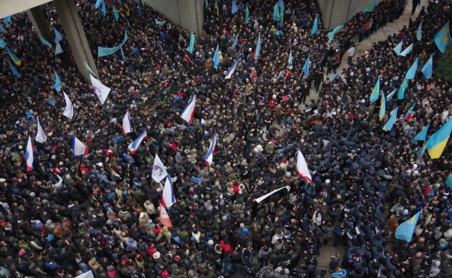 Турчинов вылетел в Крым