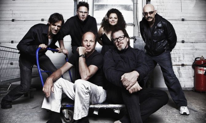 Да здравствует Король!