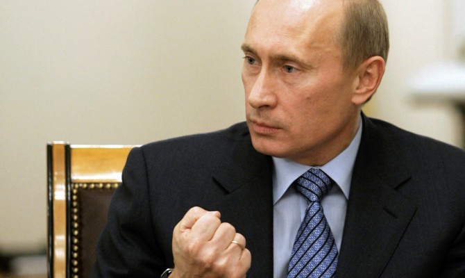 Путин попросил у СФ разрешения на использование вооруженных сил в Украине