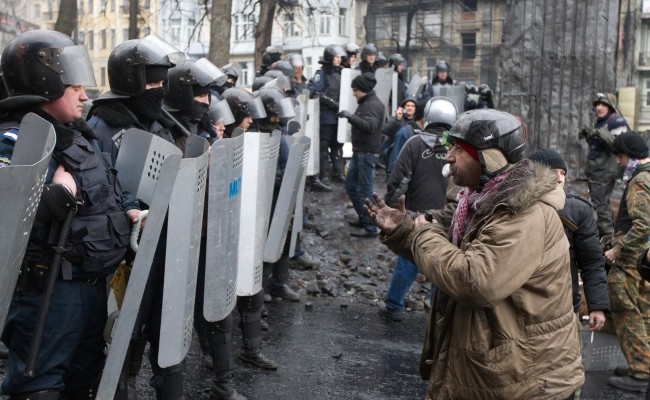 Милиция боится идти на радикалов, - Ярема