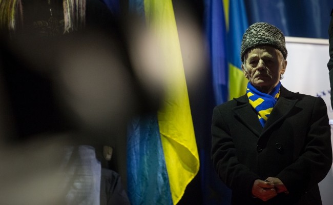 ООН и НАТО должны ввести миротворцев в Крым пока татар не начали резать, - Джемилев