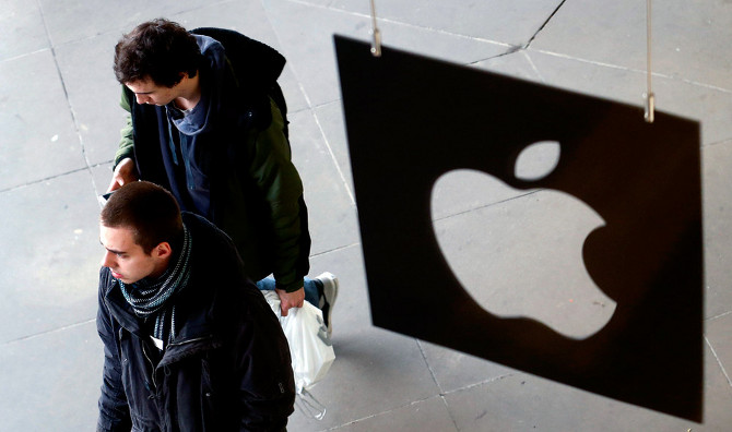 Apple снижает цены на обновленные бюджетные iPhone