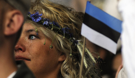 После Крыма Россия обратила внимание на притеснение русских в Эстонии