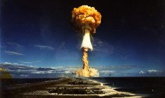 Украина не собирается восстанавливать арсеналы ядерного оружия, - Дещица