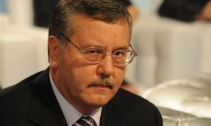 Гриценко подал документы в ЦИК для участия в выборах президента