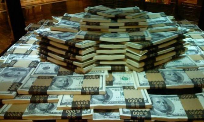 За десять лет из РФ уехали 14 тысяч долларовых миллионеров