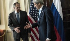 Керри: Российские войска должны отступить от границ Украины