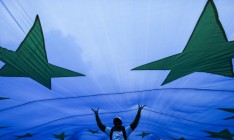 Евросоюз выделит Украине больше $1 млрд до июня