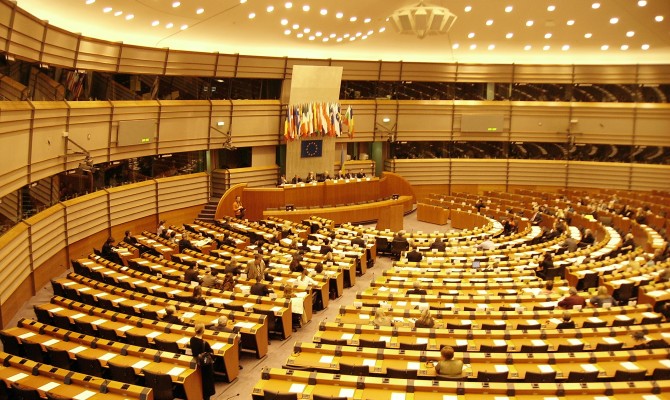 Европарламент поддержал снижение таможенных пошлин для Украины