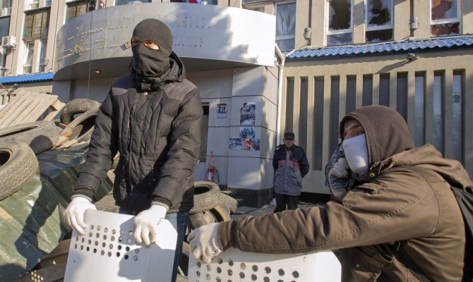 Луганские сепаратисты готовятся к ночному штурму