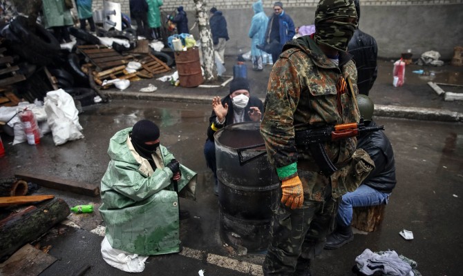 Украинские спецслужбы задержали офицеров ФСБ и ГРУ России