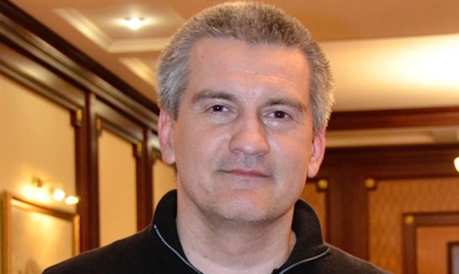 Аксенов назначен временным главой Крыма, а Меняйло - и.о. губернатора Севастополя