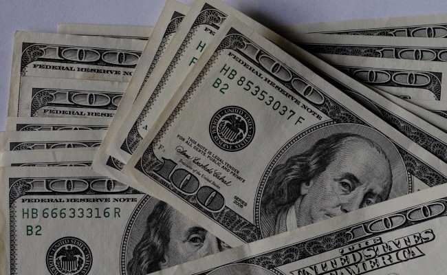 МВФ: отток капитала из России в 2014 году достигнет $100 млрд