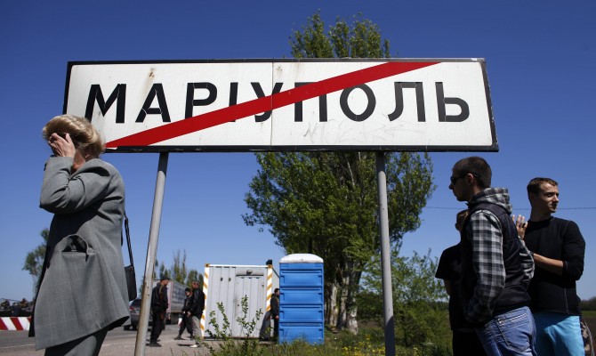 Медики сообщили о 2 убитых и 10 раненых в Мариуполе