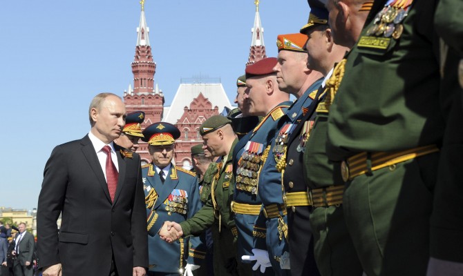 Путин прилетел в Крым