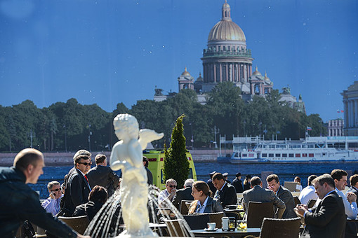 На Петербургский экономический форум отказались приезжать десятки бизнес-лидеров