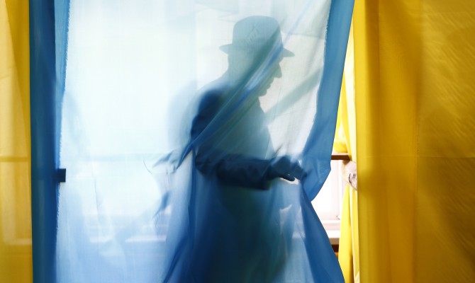 В Донецке пока не работает ни один окружком