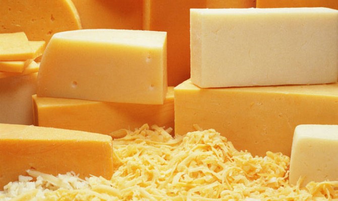 Россия намерена с июня усиленно контролировать поставки украинского сыра