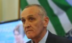 Президент Абхазии Анкваб подал в отставку