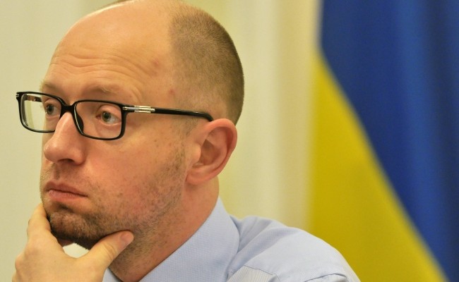 Яценюк: Единственная цена российского газа, которая удовлетворит Украину - $268,5