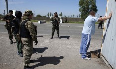 Турчинов распорядился подумать над военным положением