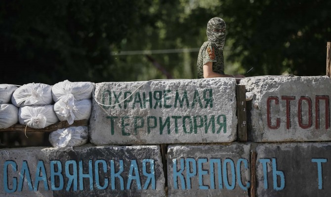 Под Славянском ведутся активные боевые действия