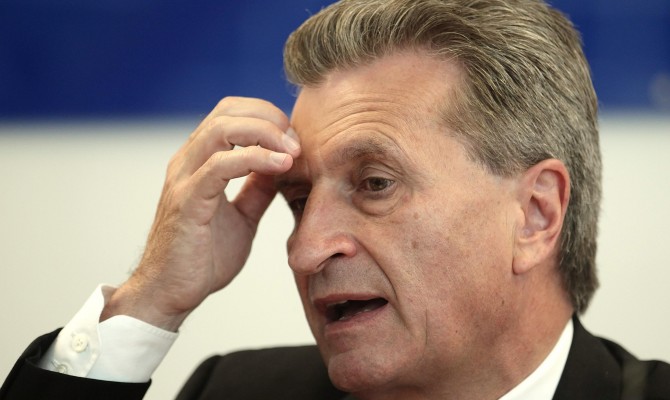 Эттингер: Украина и ЕС должны заполнить газохранилища в полном объеме