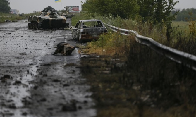 Яценюк: Восстановление Донбасса оценивается в 8 млрд грн