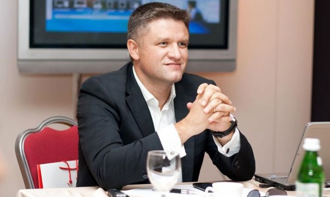 Человек из Microsoft поможет президенту сделать Украину электронной