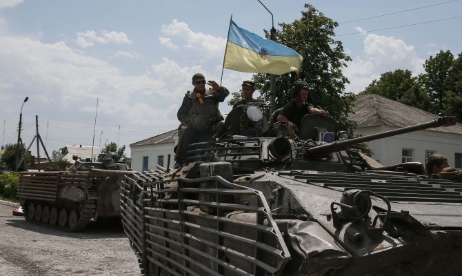 Порошенко видит необходимость в изменениях тактики проведения АТО