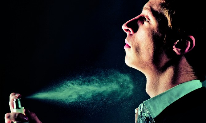 Новая мода в парфюмерии — необычные и провокационные ароматы