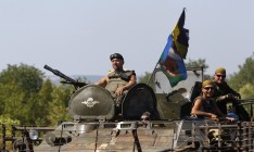 Мирным жителям советуют покинуть Донецк и Луганск