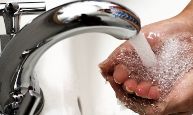 В Донецке критическая ситуация с питьевой водой