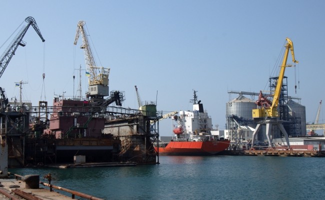 The Zaliv Shipyard in Kerch controlled by Kostyantyn Zhevago was taken over by a Russian company