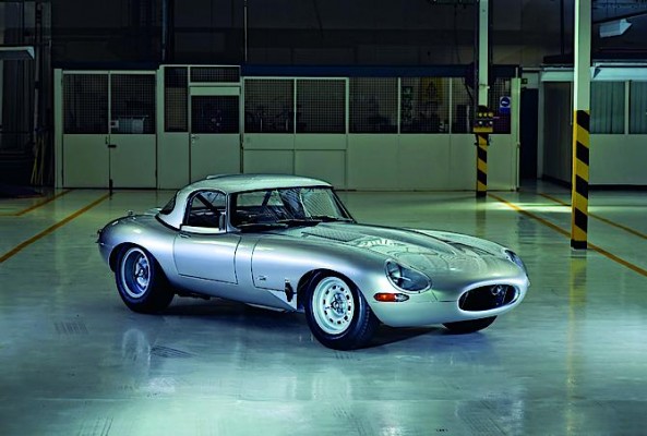Jaguar презентовал новую модель спорткара: E-type Lightweight