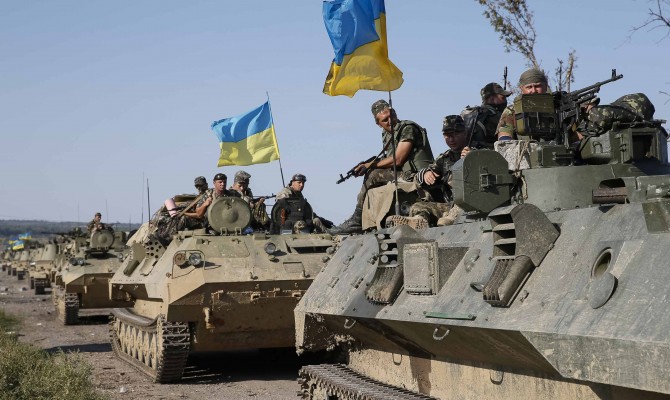 Порошенко готов завтра приказать силам АТО прекратить огонь